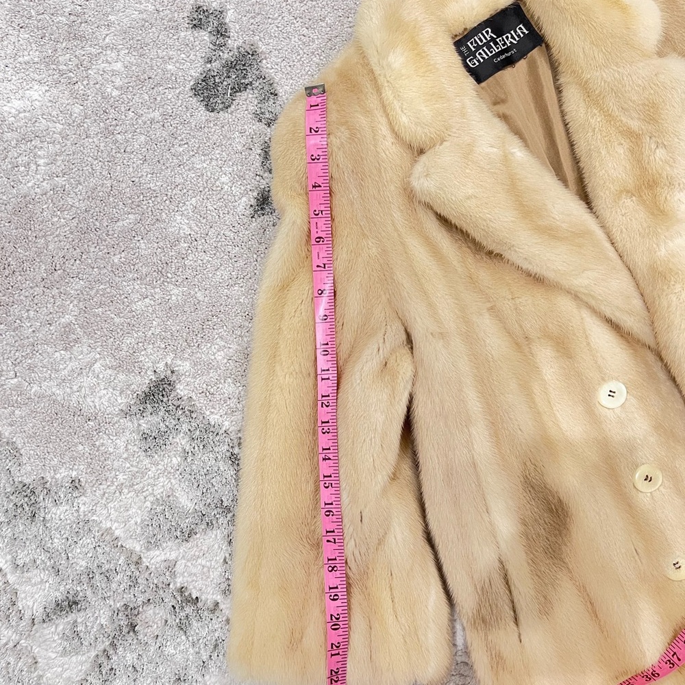 Gorgeous Vintage 70's Genuine Natural tan cream Mink Coat - Picture 7 of 7